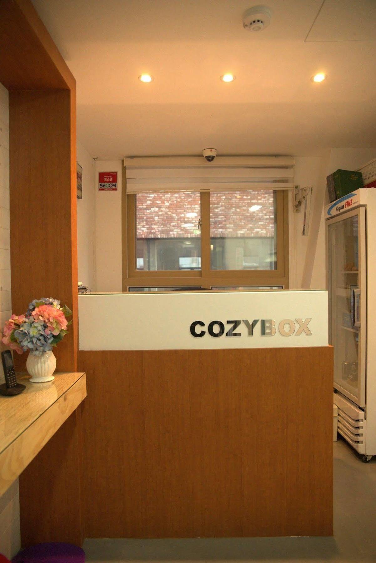 Hotel Cozybox Seúl Exterior foto
